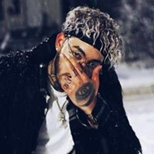 Meet your Posher, Madelin